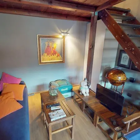 Apartment ~the Gallery ~ Art Studio In The Heart Of *
